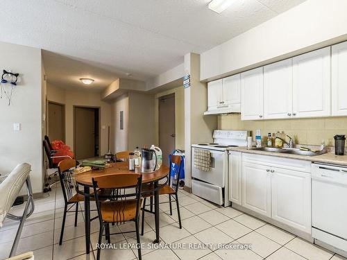 506-251 Lester St, Waterloo, ON - Indoor Photo Showing Kitchen With Double Sink