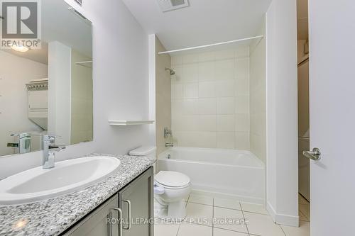 608 - 2490 Old Bronte Road, Oakville (Palermo West), ON - Indoor Photo Showing Bathroom