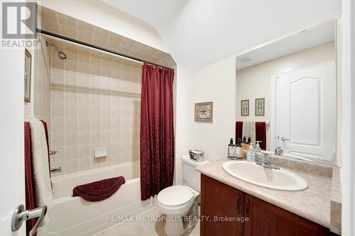 14 Concorde Drive, Brampton (Vales Of Castlemore North), ON - Indoor Photo Showing Bathroom