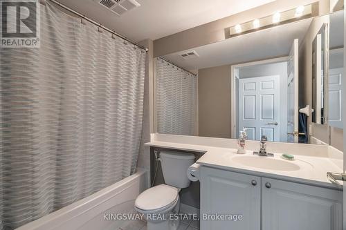 2018 - 25 Kingsbridge Garden Circle, Mississauga (Hurontario), ON - Indoor Photo Showing Bathroom