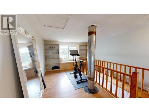 6263 Mulligan Drive, 100 Mile House, BC - Indoor