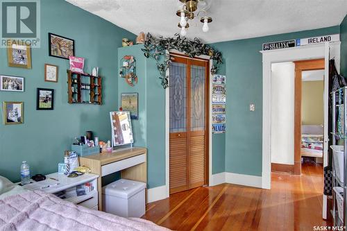 2358 Atkinson Street, Regina, SK - Indoor Photo Showing Bedroom