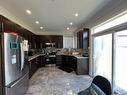 7285 Rosehurst Dr, Mississauga, ON  - Indoor Photo Showing Kitchen With Upgraded Kitchen 