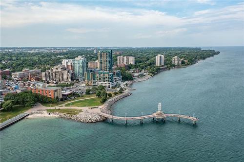 Spencer Smith Park and Pier - 399 Elizabeth Street|Unit #608, Burlington, ON - Outdoor With Body Of Water With View