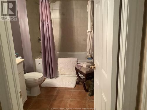 11944 Cobblestone Crescent, Windsor, ON - Indoor Photo Showing Bathroom