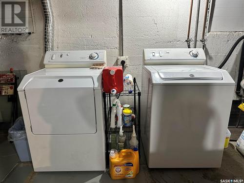 123 Howard Street, Drake, SK - Indoor Photo Showing Laundry Room