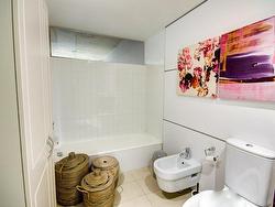 Ensuite bathroom - 