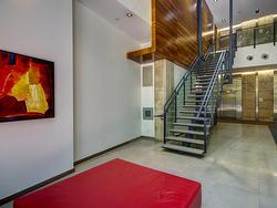 Reception area - 