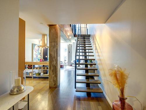 Staircase - 711-445 Av. Viger O., Montréal (Ville-Marie), QC - Indoor Photo Showing Other Room