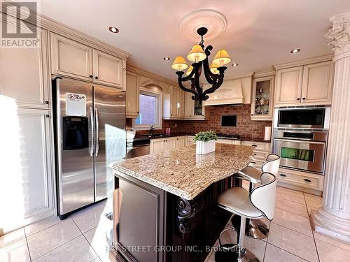 20 Taplane Drive, Markham, ON - Indoor Photo Showing Kitchen