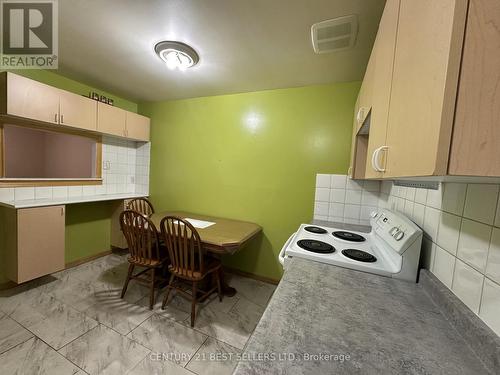 2067 - 100 Mornelle Court, Toronto (Morningside), ON - Indoor Photo Showing Kitchen