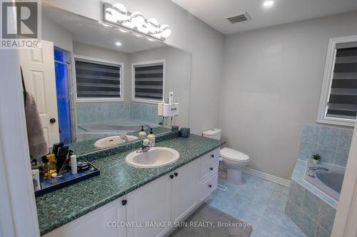 17 Flatfield Way, Brampton (Bram East), ON - Indoor Photo Showing Bathroom