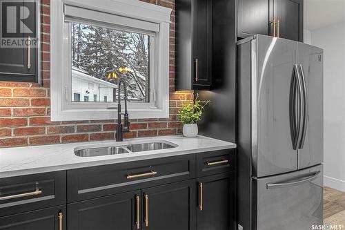 1005 Osler Street, Saskatoon, SK - Indoor Photo Showing Kitchen With Double Sink