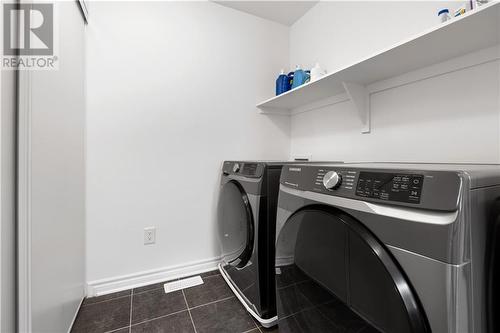 2nd floor laundry - 44 Rookie Crescent, Ottawa, ON - Indoor Photo Showing Laundry Room