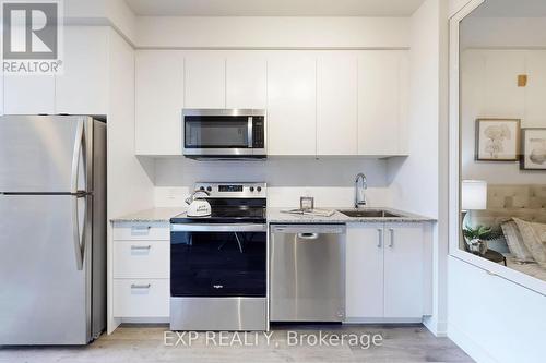 217 - 1010 Dundas Street E, Whitby (Blue Grass Meadows), ON - Indoor Photo Showing Kitchen With Stainless Steel Kitchen With Upgraded Kitchen