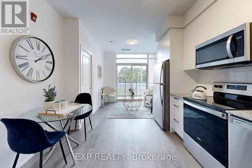 217 - 1010 Dundas Street E, Whitby (Blue Grass Meadows), ON - Indoor Photo Showing Kitchen