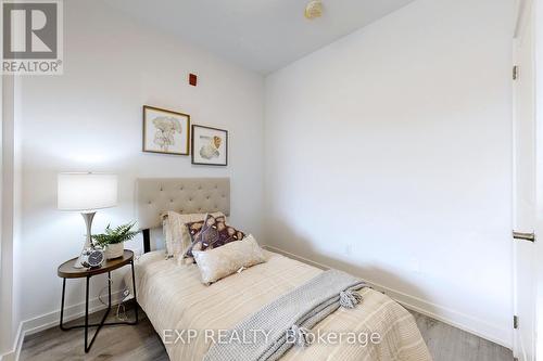 217 - 1010 Dundas Street E, Whitby (Blue Grass Meadows), ON - Indoor Photo Showing Bedroom