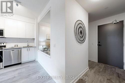 217 - 1010 Dundas Street E, Whitby (Blue Grass Meadows), ON - Indoor Photo Showing Kitchen