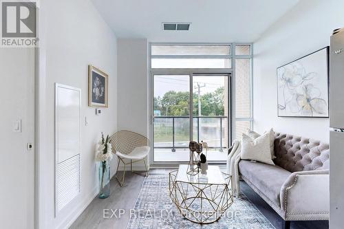 217 - 1010 Dundas Street E, Whitby (Blue Grass Meadows), ON - Indoor Photo Showing Living Room