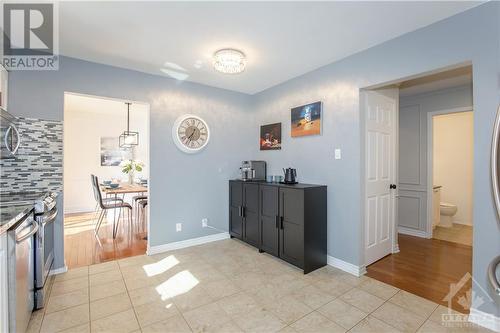 Spacious Kitchen - 240 Equestrian Drive, Ottawa, ON - Indoor