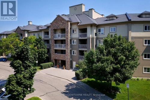 1416 - 8 Dayspring Circle, Brampton (Goreway Drive Corridor), ON - Outdoor With Balcony With Facade