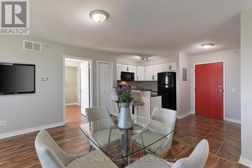 1416 - 8 Dayspring Circle, Brampton (Goreway Drive Corridor), ON - Indoor Photo Showing Dining Room