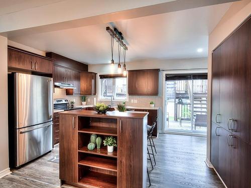 Kitchen - 596 Rue Étienne-Lavoie, Laval (Sainte-Dorothée), QC - Indoor Photo Showing Kitchen