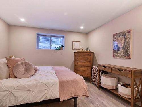 Chambre Ã Â coucher - 2375  - 2377 Rue Louis-Veuillot, Montréal (Mercier/Hochelaga-Maisonneuve), QC - Indoor Photo Showing Bedroom