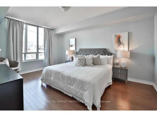 309-1750 Bayview Ave, Toronto, ON - Indoor Photo Showing Bedroom