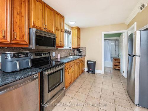 5622 Sixth Line, Erin, ON - Indoor Photo Showing Kitchen