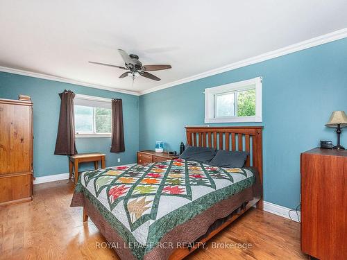 5622 Sixth Line, Erin, ON - Indoor Photo Showing Bedroom