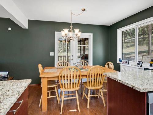 1519 Heffley Louis Cr Rd, Kamloops, BC - Indoor Photo Showing Dining Room