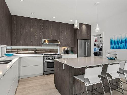 1358 Rockcress Drive, Kamloops, BC - Indoor Photo Showing Kitchen With Double Sink With Upgraded Kitchen