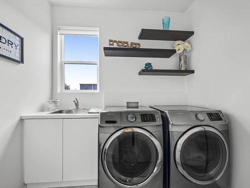 1358 Rockcress Drive, Kamloops, BC - Indoor Photo Showing Laundry Room