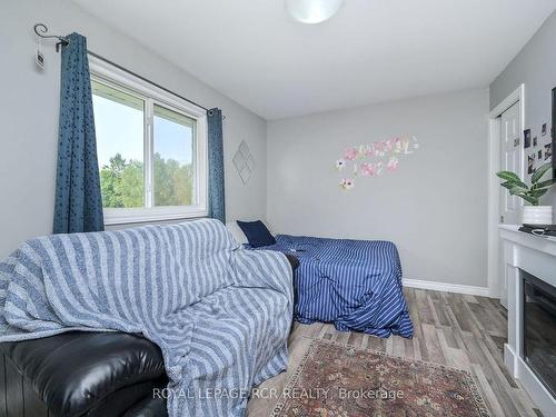 6988 County Rd 21, Essa, ON - Indoor Photo Showing Bedroom