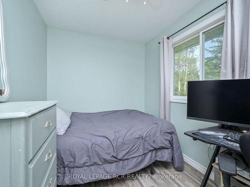 6988 County Rd 21, Essa, ON - Indoor Photo Showing Bedroom