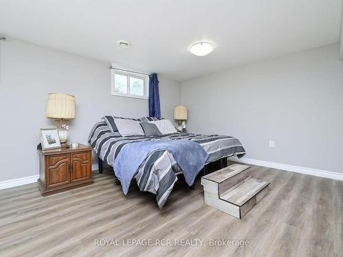 6988 County Rd 21, Essa, ON - Indoor Photo Showing Bedroom