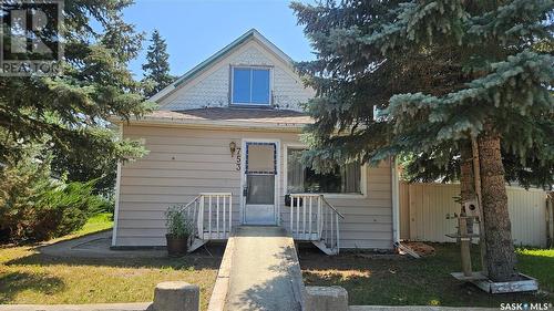 753 Athabasca Street E, Moose Jaw, SK - Outdoor