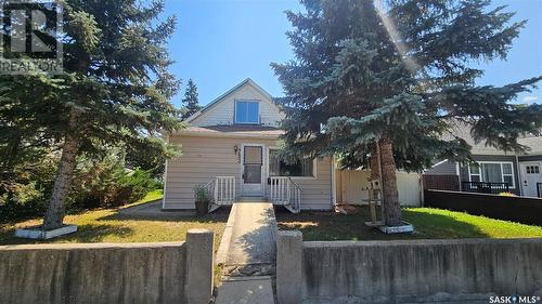 753 Athabasca Street E, Moose Jaw, SK - Outdoor