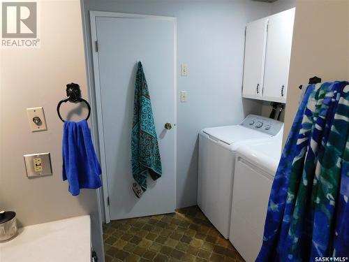 254 2Nd Avenue E, Gravelbourg, SK - Indoor Photo Showing Other Room