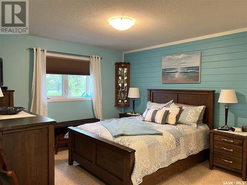 11 Fairway Court, Meadow Lake, SK - Indoor Photo Showing Bedroom