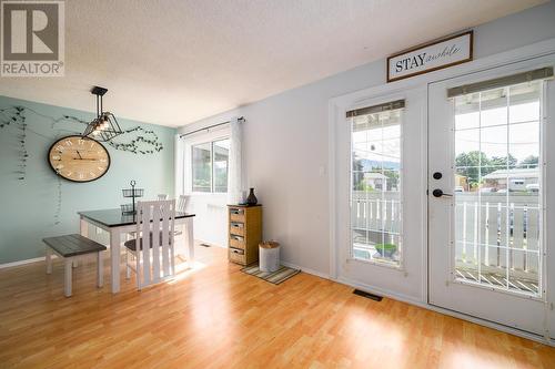 1374 Ottawa Place, Kamloops, BC - Indoor Photo Showing Dining Room