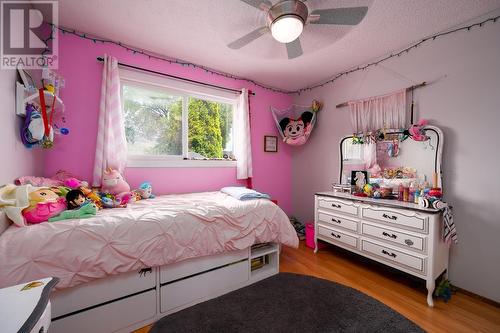 1374 Ottawa Place, Kamloops, BC - Indoor Photo Showing Bedroom