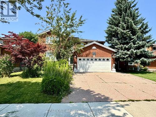 403 Glenashton Drive, Oakville (Iroquois Ridge North), ON - Outdoor