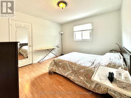 403 Glenashton Drive, Oakville (Iroquois Ridge North), ON - Indoor Photo Showing Bedroom