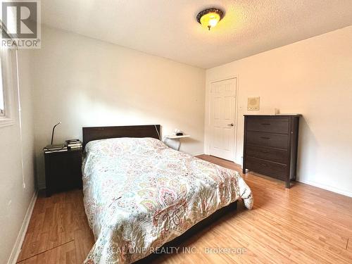 403 Glenashton Drive, Oakville (Iroquois Ridge North), ON - Indoor Photo Showing Bedroom