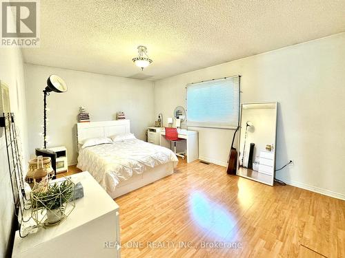 403 Glenashton Drive, Oakville (Iroquois Ridge North), ON - Indoor Photo Showing Bedroom