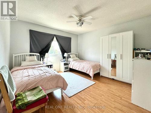 403 Glenashton Drive, Oakville (Iroquois Ridge North), ON - Indoor Photo Showing Bedroom