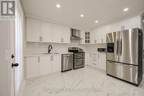 10 Nautical Drive, Brampton (Sandringham-Wellington), ON - Indoor Photo Showing Kitchen