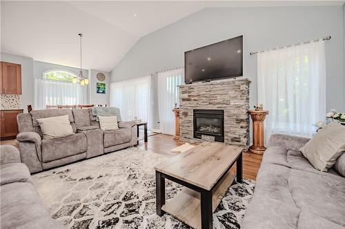 255 Lakeshore Road, St. Catharines, ON - Indoor Photo Showing Living Room With Fireplace